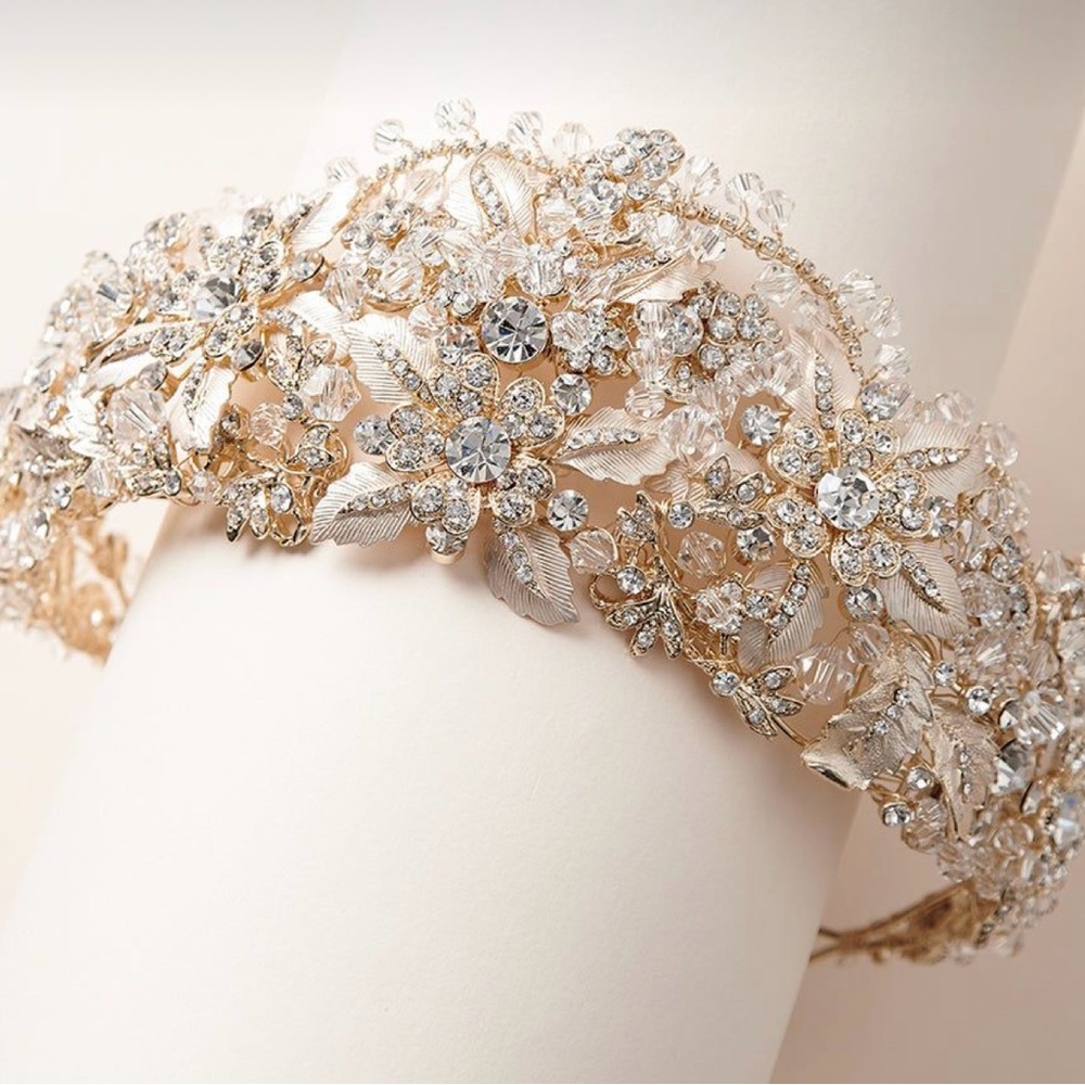 Dareth Colburn Viviana Floral Bridal Tiara